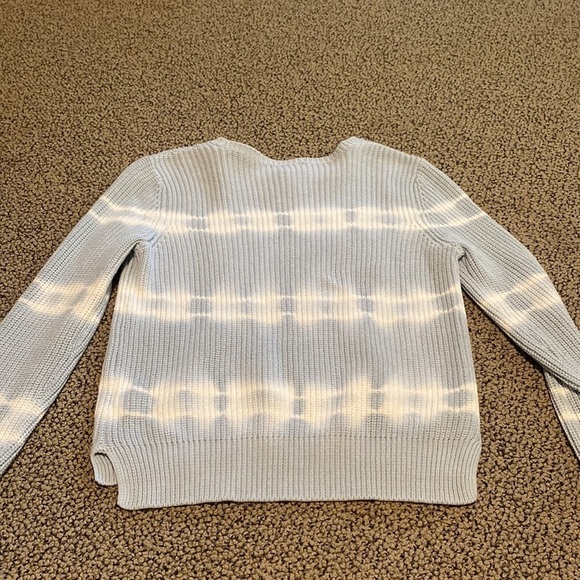 Bleached Sweater - Picture 6 of 7